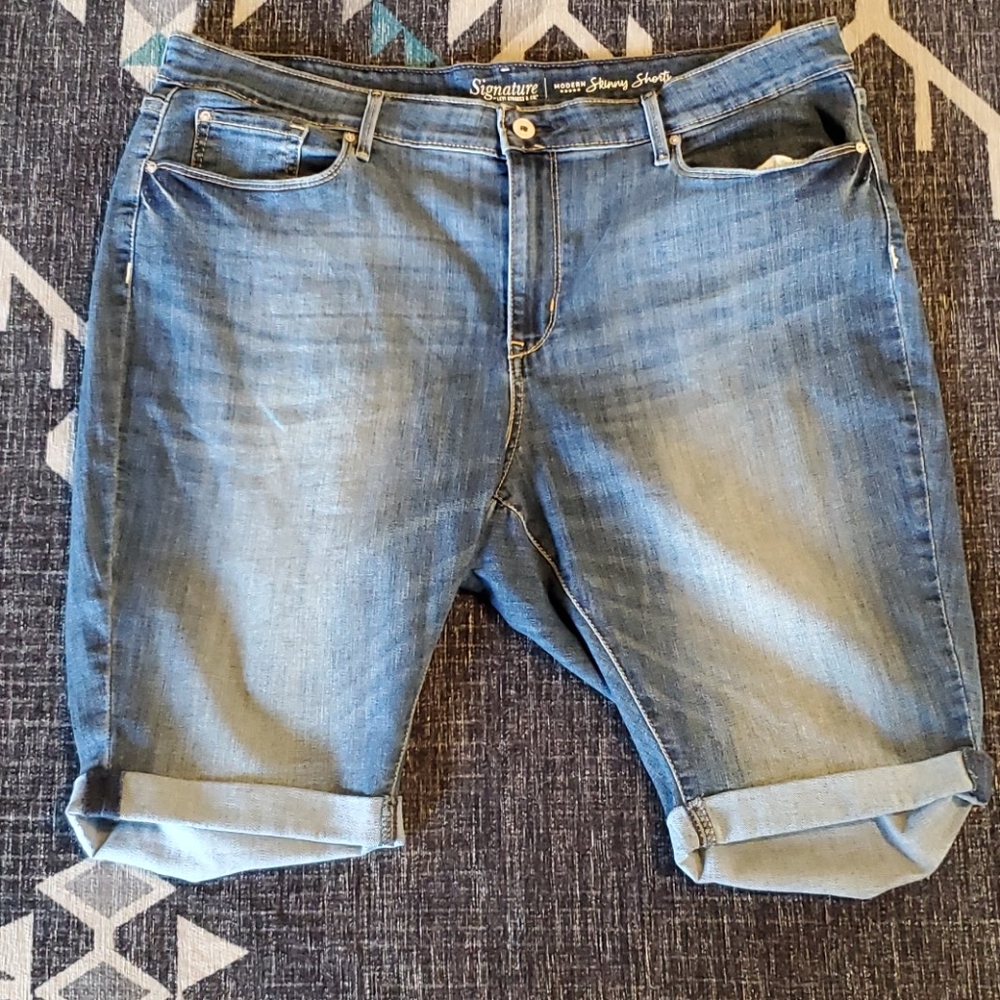 Levi Strauss skinny shorts